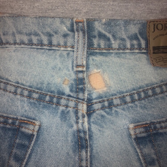 Patched Mom Jeans - Picture 4 of 4